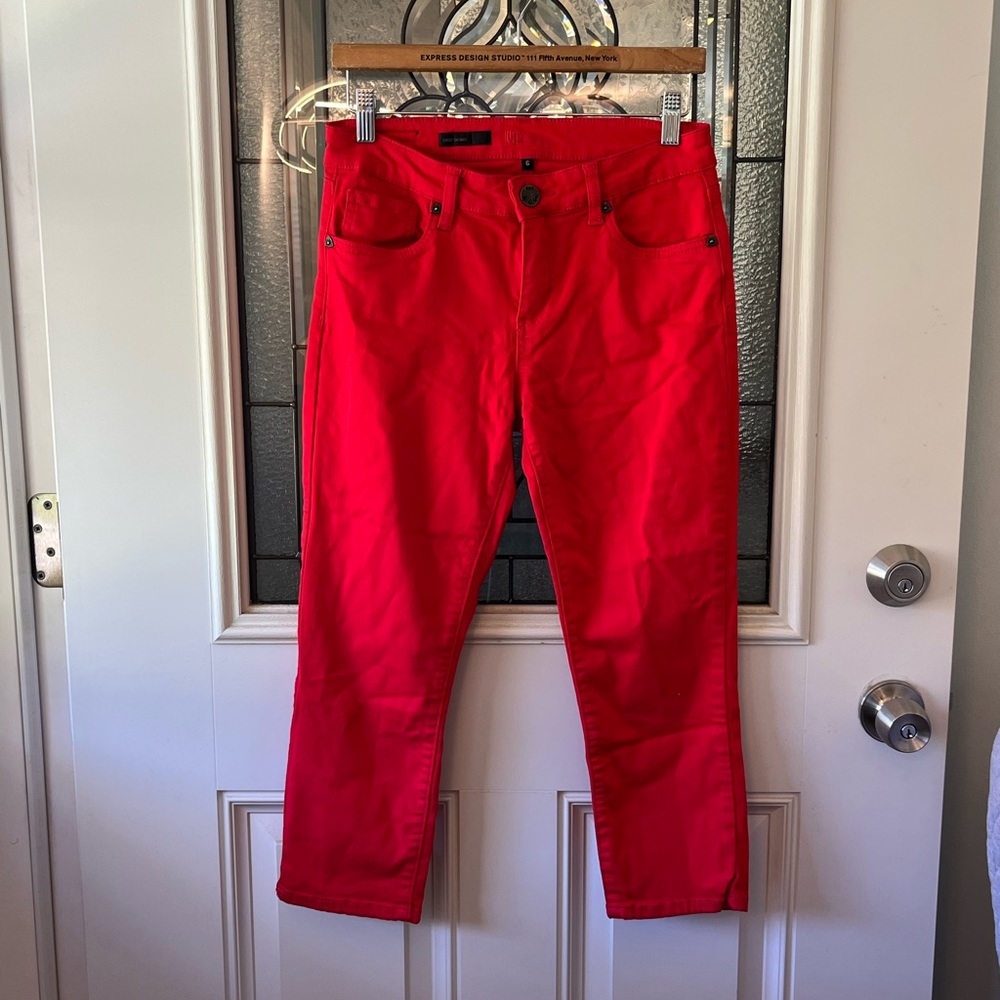 RED KUT Capris Size 6